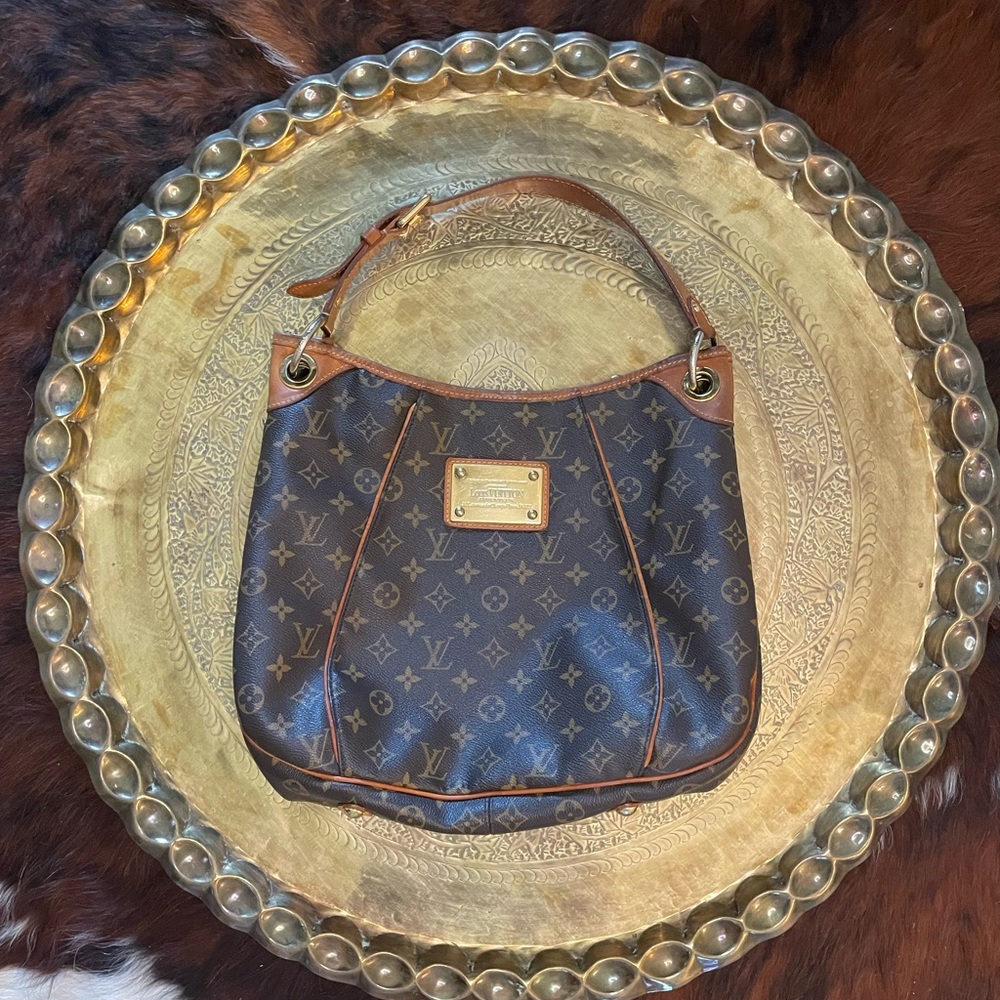 Louis Vuitton Galliera PM Bag – Monogram Canvas